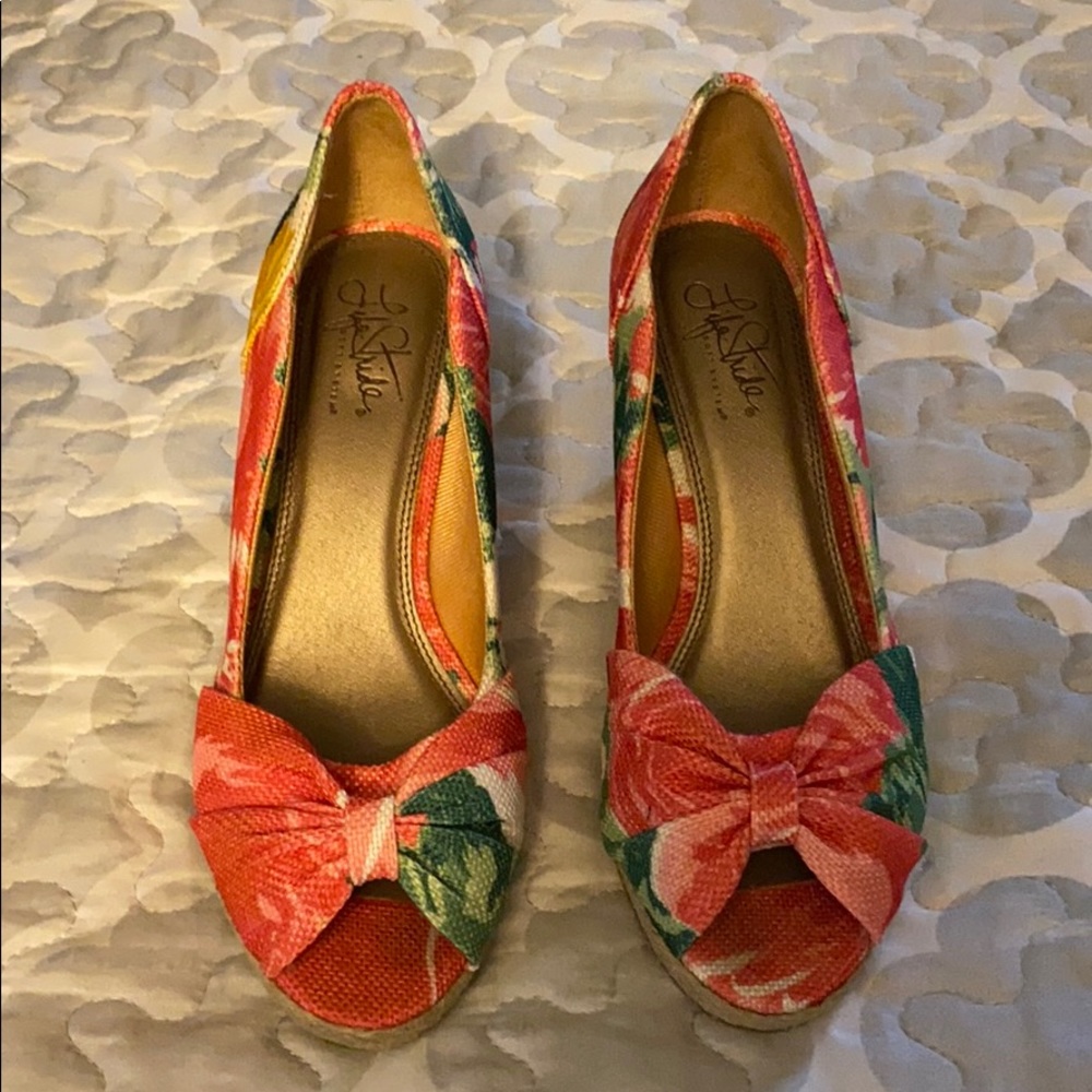 Life Stride Peep Toe Wedge Sandal